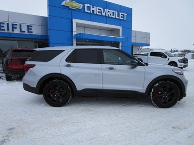 2022 Ford Explorer ST
