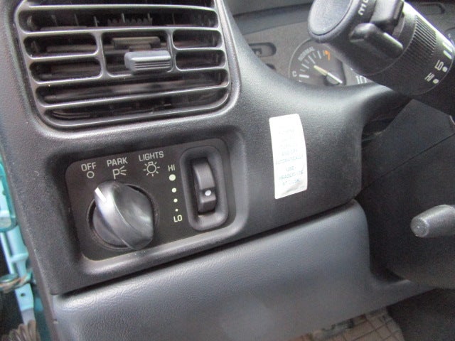 1998 Buick Skylark Base