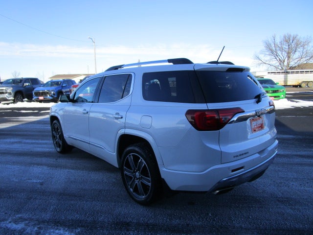 2017 GMC Acadia Denali