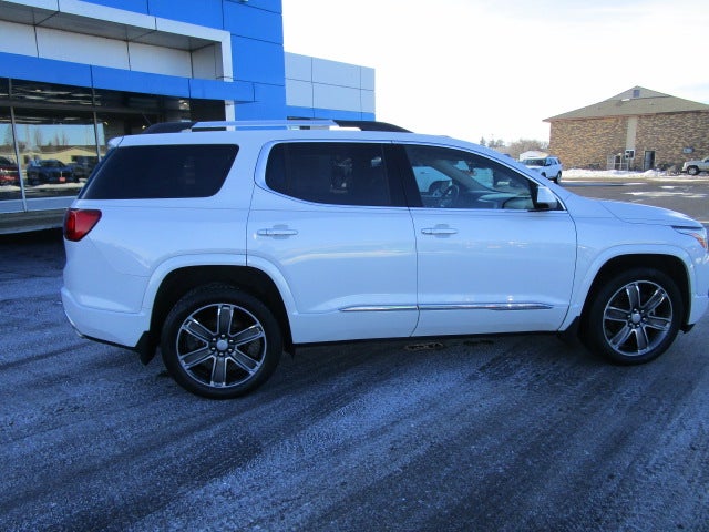 2017 GMC Acadia Denali