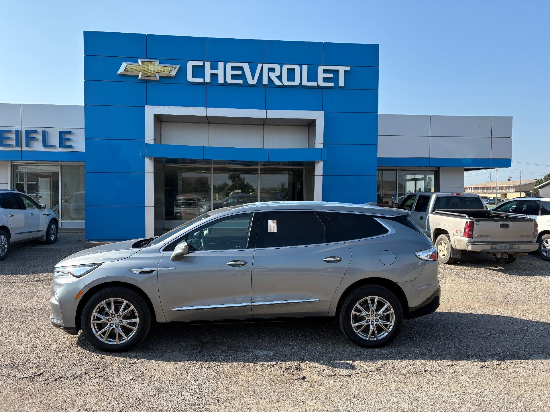 2024 Buick Enclave Essence