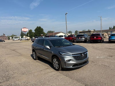 2024 Buick Enclave Essence