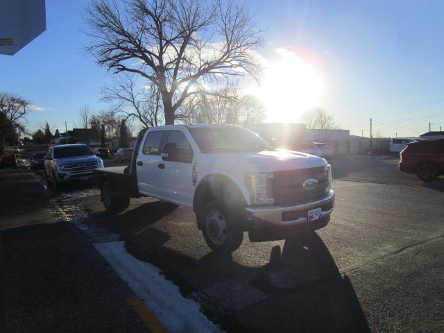 2019 Ford F-550 Super Duty Chassis XL Crew Cab 179 4WD