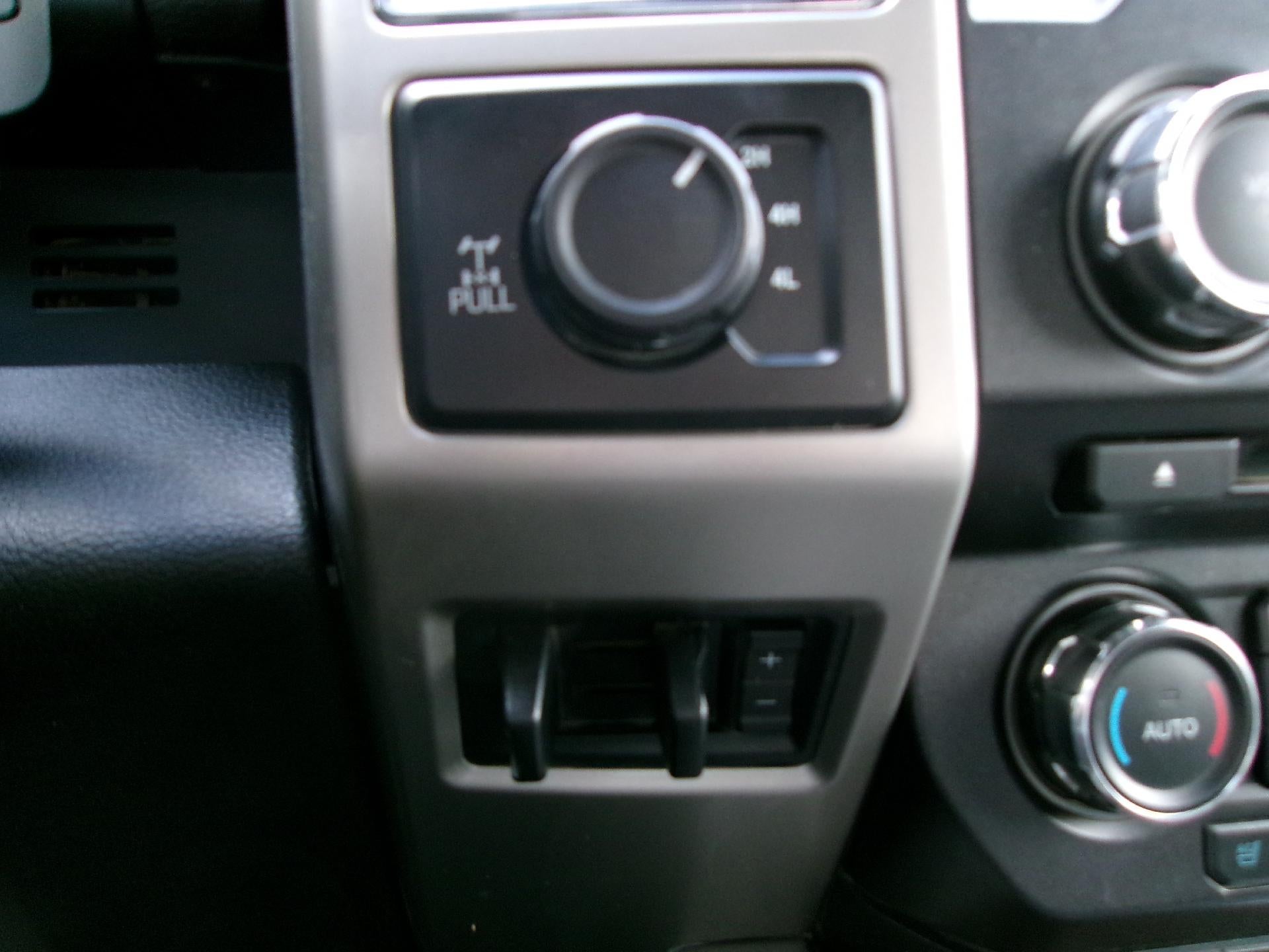 2017 Ford Super Duty F-250 SRW Lariat