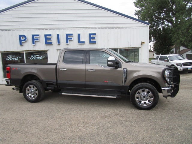 2023 Ford Super Duty F-250 SRW Lariat