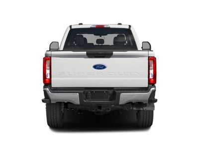 2027 Ford Super Duty F-350 SRW XLT