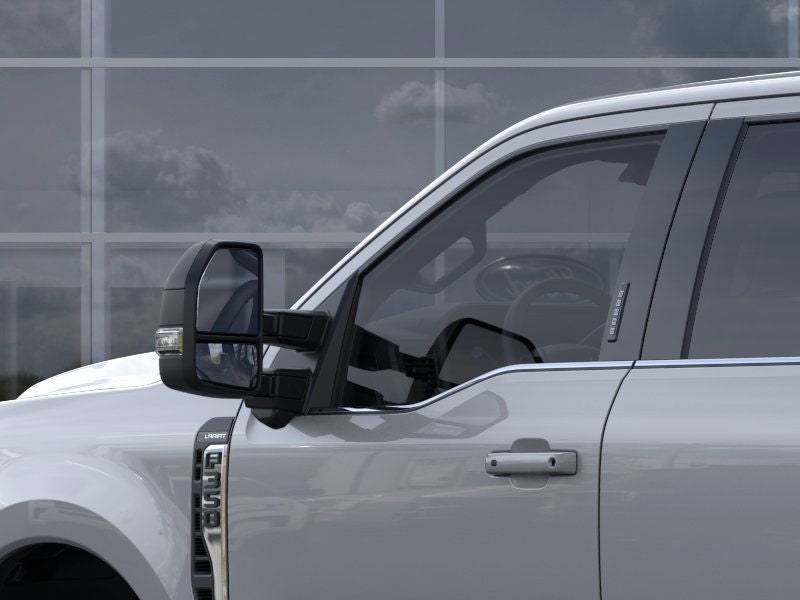 2026 Ford Super Duty F-350 SRW ® Lariat®
