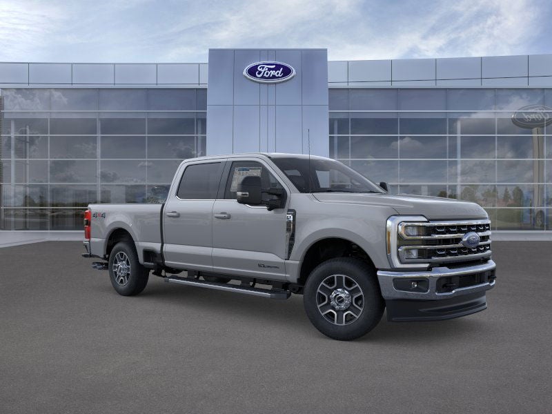 2026 Ford Super Duty F-350 SRW ® Lariat®