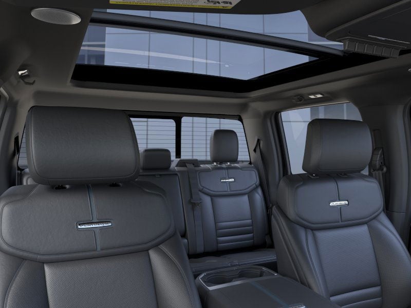 2026 Ford Super Duty F-350 SRW ® Platinum®