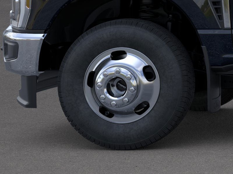 2026 Ford Super Duty F-350 DRW XLT