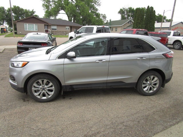 2021 Ford Edge Titanium
