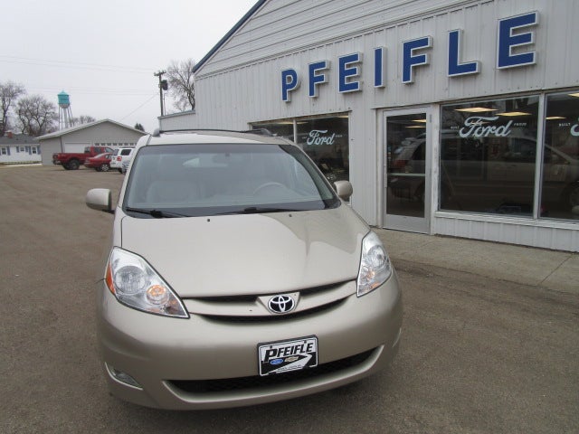 2008 Toyota Sienna XLE